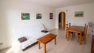 Postel nebo postele na pokoji v ubytování Primera línea Playa Cargador - Playamar 1122 - ALBERT VILLAS