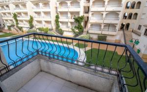 Bazén v ubytování Primera línea Playa Cargador - Playamar 1122 - ALBERT VILLAS nebo v jeho okolí