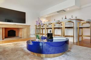 Elegant apartment - 2BD-6P - Avenue Montaigne