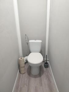 Zdjęcie z galerii obiektu Appartement 2 à 4 personnes vue mer à Santec plage du Dossen vue mer w mieście Santec