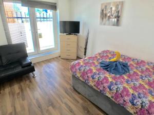 Ένα ή περισσότερα κρεβάτια σε δωμάτιο στο City Sparrow Apartment 6c