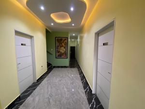 Gambar di galeri bagi C7 Hazelwood Residence & Suites di Abuja