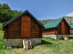 山景或在度假屋看到的山景