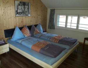 Postel nebo postele na pokoji v ubytování Neuhof