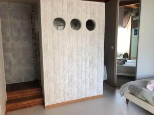 Posteľ alebo postele v izbe v ubytovaní Maison conviviale aux abords de la vieille ville