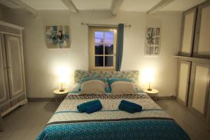 Ảnh trong thư viện ảnh của Maison Lou Peyrol avec piscine privée ở Urval