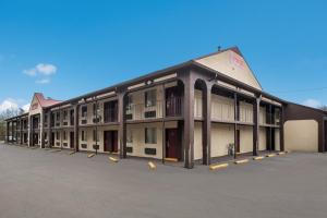 Gallery image of Red Roof Inn Crossville in Crossville