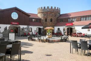 First Camp Hasmark Camping Resort & Cottages餐厅或其他用餐的地方