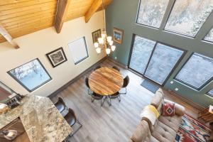 Istumisnurk majutusasutuses The Fishermen’s Place: Mountain Views + Dog Friendly