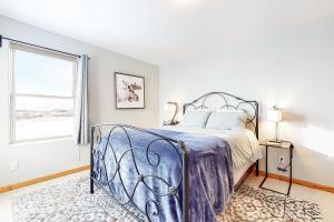 Ένα ή περισσότερα κρεβάτια σε δωμάτιο στο Creekside Home in Fairplay