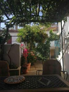 A balcony or terrace at Σπίτι με απεριόριστη θέα