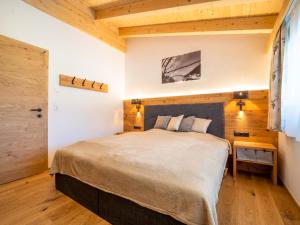 Posteľ alebo postele v izbe v ubytovaní Chalet Pettneu am Arlberg - Top 3