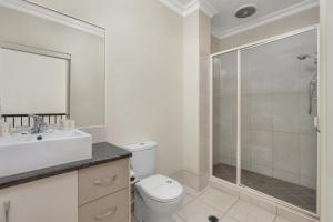 Bagno di Western Gateway Motel and Apartments