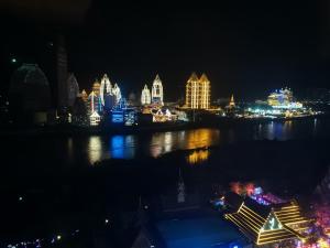 景洪市景观或在民宿看到的城市景观