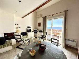 Fotografia z galérie ubytovania Appartement T2 climatisé avec terrasse vue mer à Porticcio - FR-1-61-604 v destinácii Grosseto-Prugna