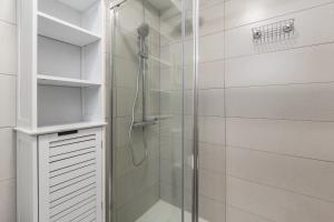 Et badeværelse på Hopstays - Oporto Musica + 17 billeder