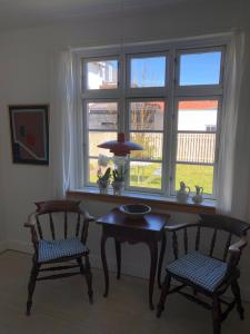 Fotografie z fotogalerie ubytování Havnevej 18, stuen, Ballen v destinaci Ballen