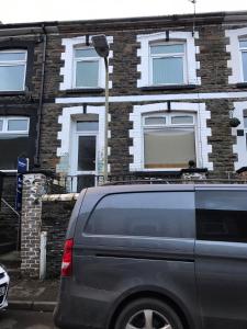 Budova, kde se prázdninový dům nachází + 14 fotografií