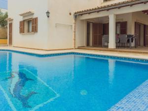 The swimming pool at or close to Villa Vidal