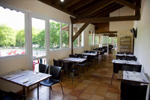 Restaurace v ubytování CAMPING ETXARRI