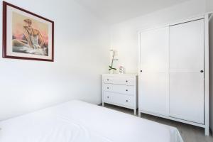 Posteľ alebo postele v izbe v ubytovaní Brand new apartments Viktorija just 250m from the beach!
