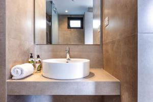 A bathroom at Lines Concept Accommodation