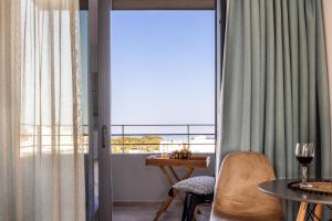 A balcony or terrace at Lines Concept Accommodation