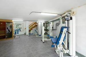 Posilňovňa alebo fitness centrum v ubytovaní Carmelo y Carmela 3