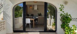 Patio nebo venkovní prostory v ubytování Casa eucalyptus moraira