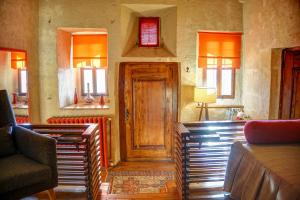 Posezení v ubytování 4 Oda Cave House - Special Class