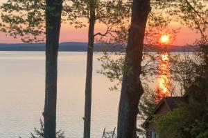 Gallery image of Samoset Condo on Lake Winnipesaukee in Gilford