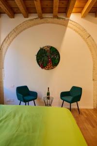 A seating area at Dimora San Vitale - in the heart of Verona