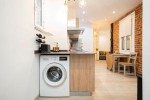 Zdjęcie z galerii obiektu For You Rentals COZY APARTMENT TEMPORAL IN BARRIO SALAMANCA JOG48 w Madrycie