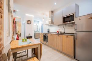 Zdjęcie z galerii obiektu For You Rentals COZY APARTMENT TEMPORAL IN BARRIO SALAMANCA JOG48 w Madrycie