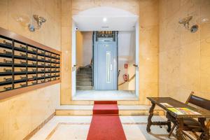Zdjęcie z galerii obiektu For You Rentals COZY APARTMENT TEMPORAL IN BARRIO SALAMANCA JOG48 w Madrycie