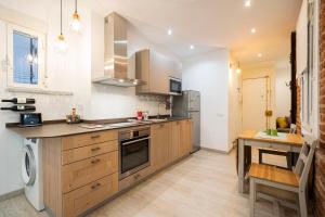 Zdjęcie z galerii obiektu For You Rentals COZY APARTMENT TEMPORAL IN BARRIO SALAMANCA JOG48 w Madrycie