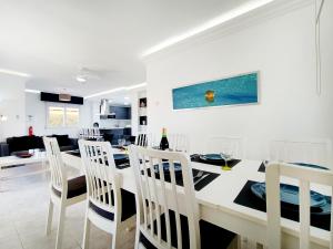 Küche/Küchenzeile in der Unterkunft La Manga Norte Villa - 6509