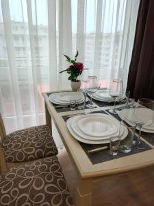 Fotografie z fotogalerie ubytování Afrodita Palas , studio appartment 4 floor, pool view na Slunečném pobřeží