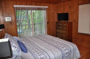 TV a/nebo společenská místnost v ubytování 4,700 ft elevation Wolf Laurel Resort-Sunsetdreams