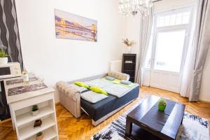 Posteľ alebo postele v izbe v ubytovaní Váci Street Studio