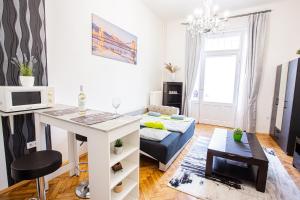 Posteľ alebo postele v izbe v ubytovaní Váci Street Studio