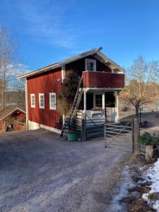 Hoone, kus villa asub