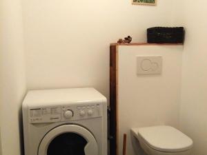 Ett badrum på Appartement La Plagne-Tarentaise, 3 pièces, 6 personnes - FR-1-351-119