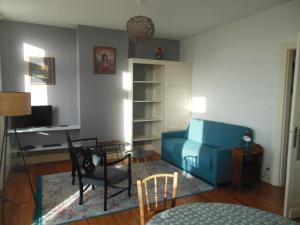 Posedenie v ubytovaní Appartement face plage Boulogne-sur-Mer - Balcon, WiFi, Terrasse commune, Tout inclus - FR-1-376-114