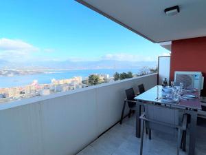 Fotografia z galérie ubytovania Ajaccio: Appartement 2 pièces climatisé avec parking - FR-1-61-605 v destinácii Ajaccio