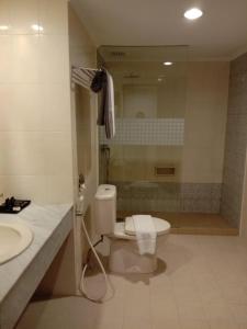 Koupelna v ubytování GiiA Sanno Hotel Pluit