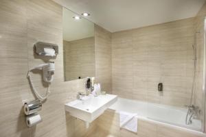 Koupelna v ubytování Grandior Hotel Prague