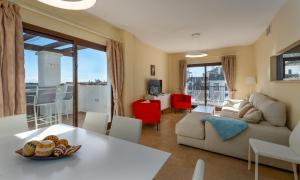 A seating area at Marina Duquesa 2411 Penthouse