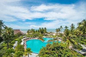Bazén v ubytování The Regent Cha Am Beach Resort, Hua Hin nebo v jeho okolí