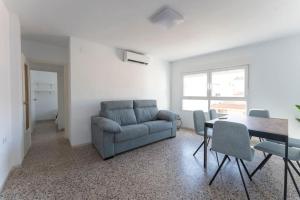 Posedenie v ubytovaní Precioso apartamento en altura